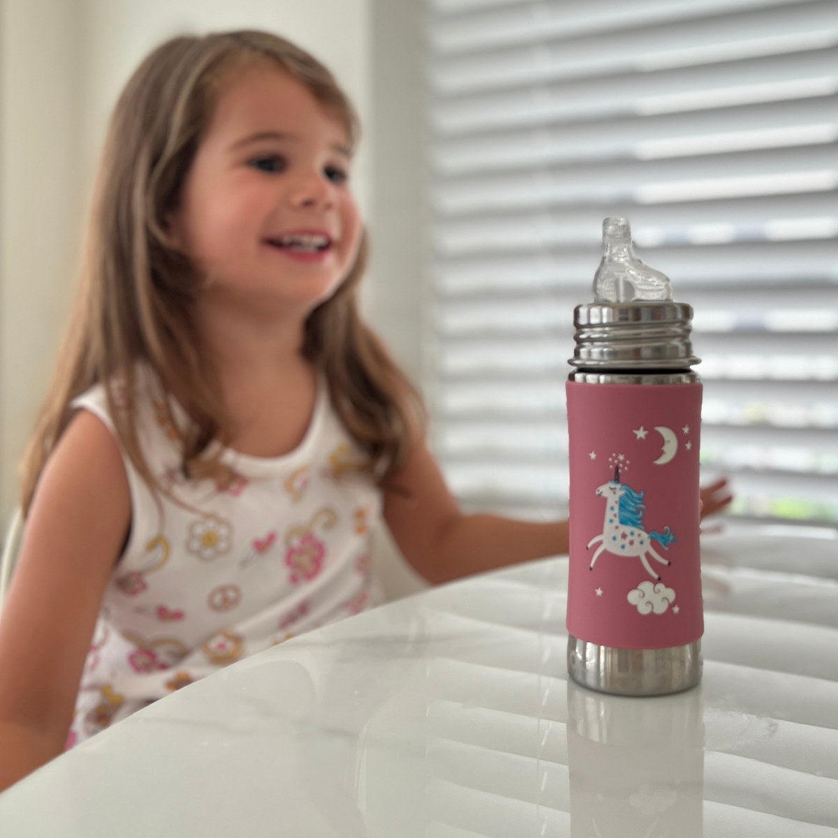 Pura Kiki Pipflaska 325 ml / unicorn